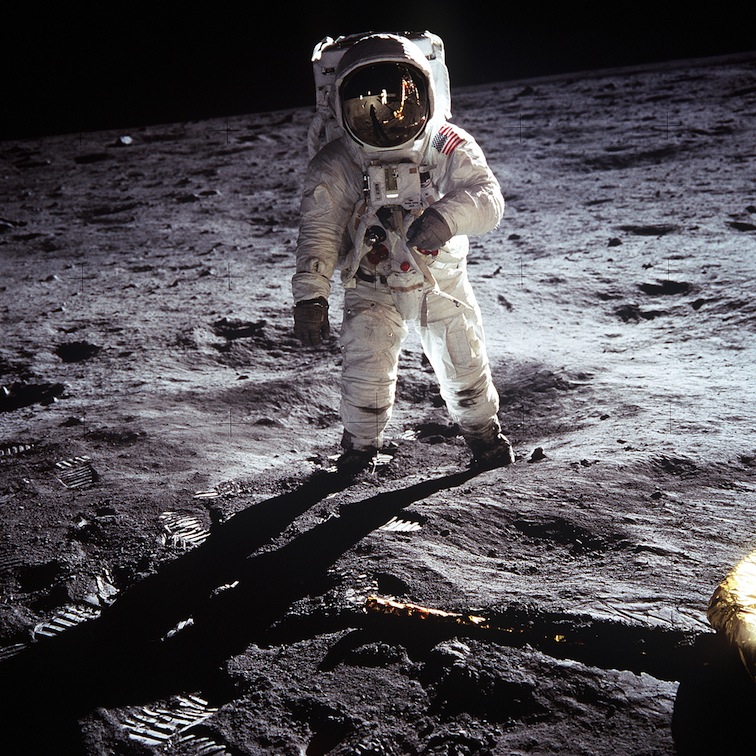 Buzz on the Moon - Apollo 11 July 20, 1969